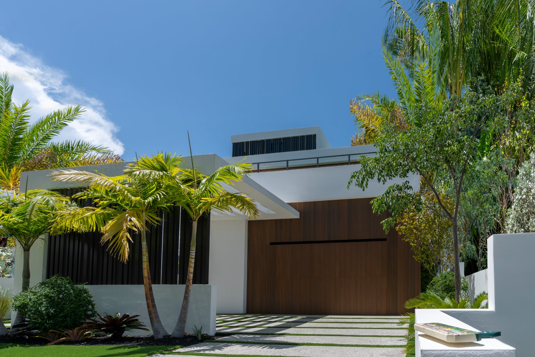 Modern residence, front elevation